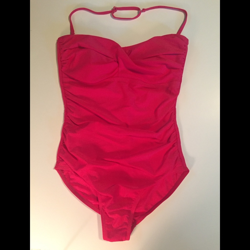 Ladies one pc swim suit, fuschia, sz 10, new, $24